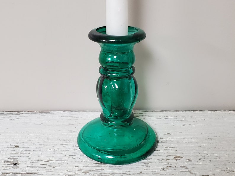 Round Chunky Console Table Bedside Mantle Vintage Emerald Green Painted Glass Candlestick Holder Taper Imitation Depression Glass