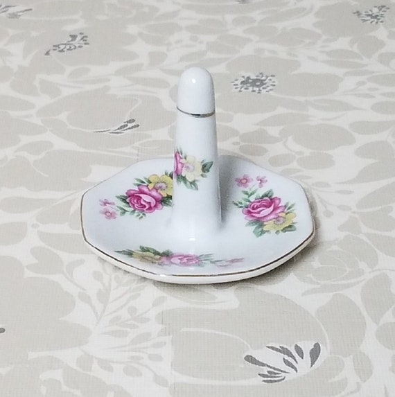 Vintage Ring Holder Ceramic Pink & Yellow Tea Rose Pattern w/Gilt Trim Jewelry Dish Storage Dressing Vanity Gift Heirloom Circa 1990s