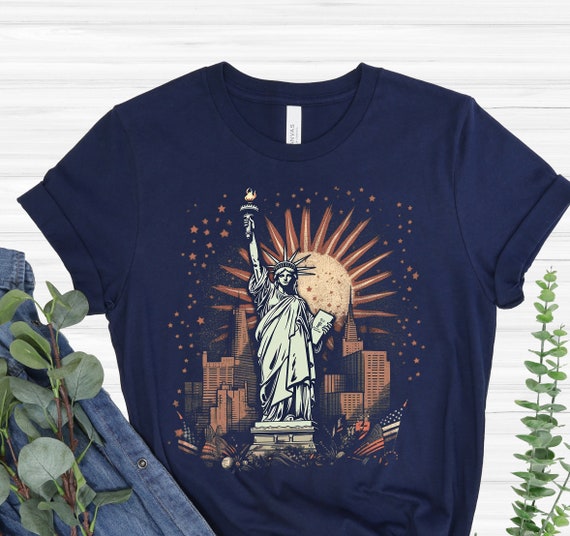 Vintage Retro American Flag New York City Skyline T-Shirt Vintage Retro American Flag New York City Skyline T-Shirt