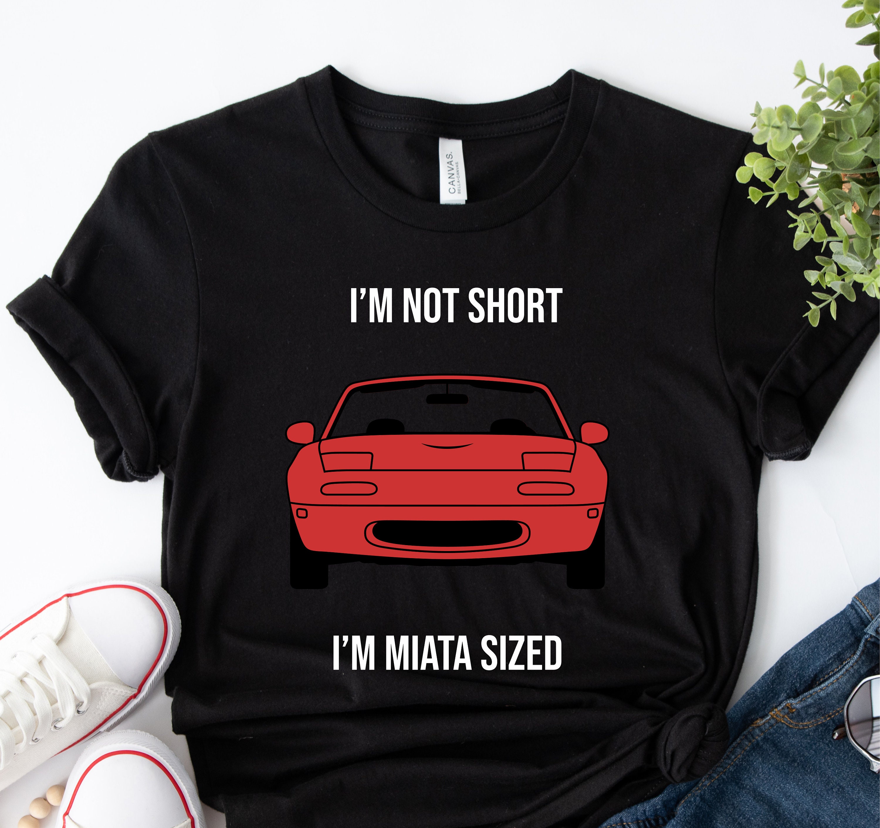 Ich bin nicht kurz, ich bin Miata-Größe Lustiges Miata-Shirt, JDM-Shirt, Mazda Miata, MX5, 90er Jahre japanische Autos, JDM-Fan Geschenk für Autoliebhaber, Miata-Besitzer Geschenk