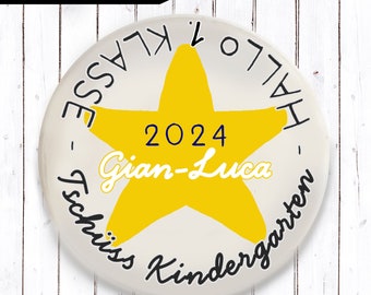 Bye kindergarten - hello 1st grade 9x colors + 2x sizes and name and text of your choice button badges