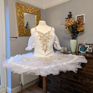 White and Gold  Tutu, Tutu, Professional Tutu, Child’s Tutu, Girl’s Ballet Tutu, Adult Ballet Tutu, Professional Ballet tutu, Pancake Tutu