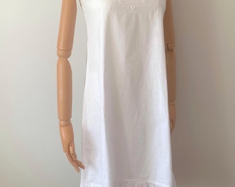 Antique White Cotton Sleeveless Nightgown Floral Eyelet Embroidery Work and Scalloped Edges Etsy UK