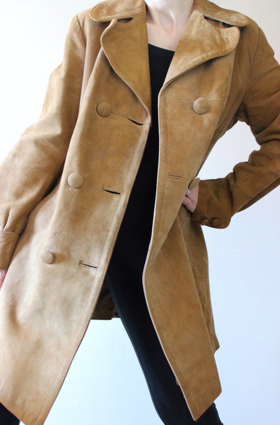 Vintage 1970s Wide Lapel Suede Coat 100% Leather |