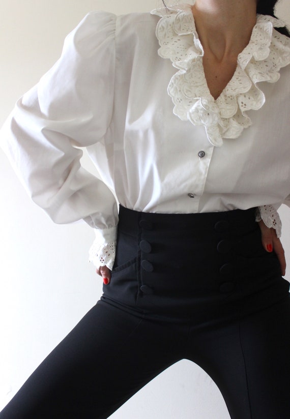 Vintage Embroidered Trachten Blouse | Puff Sleeve