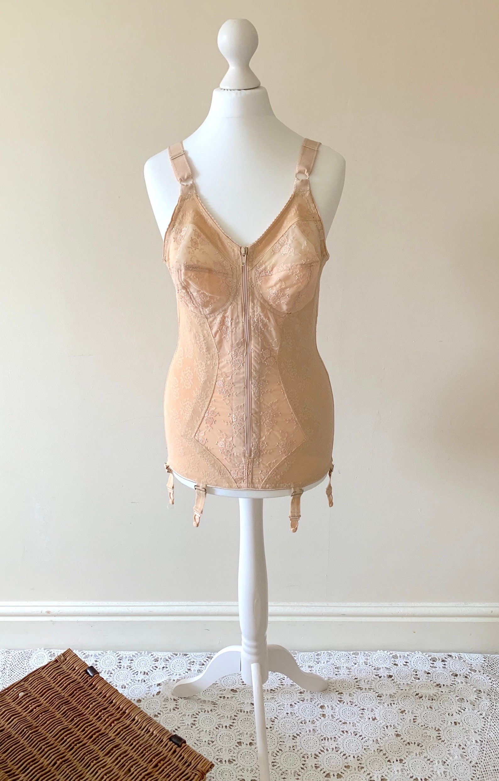 Vintage Italian Open Bottom Girdle With Garter Hooks Pin up Etsy Israel