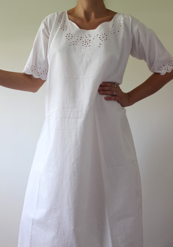 RARE ANTIQUE French Organic Cotton Chemise Broder… - image 1