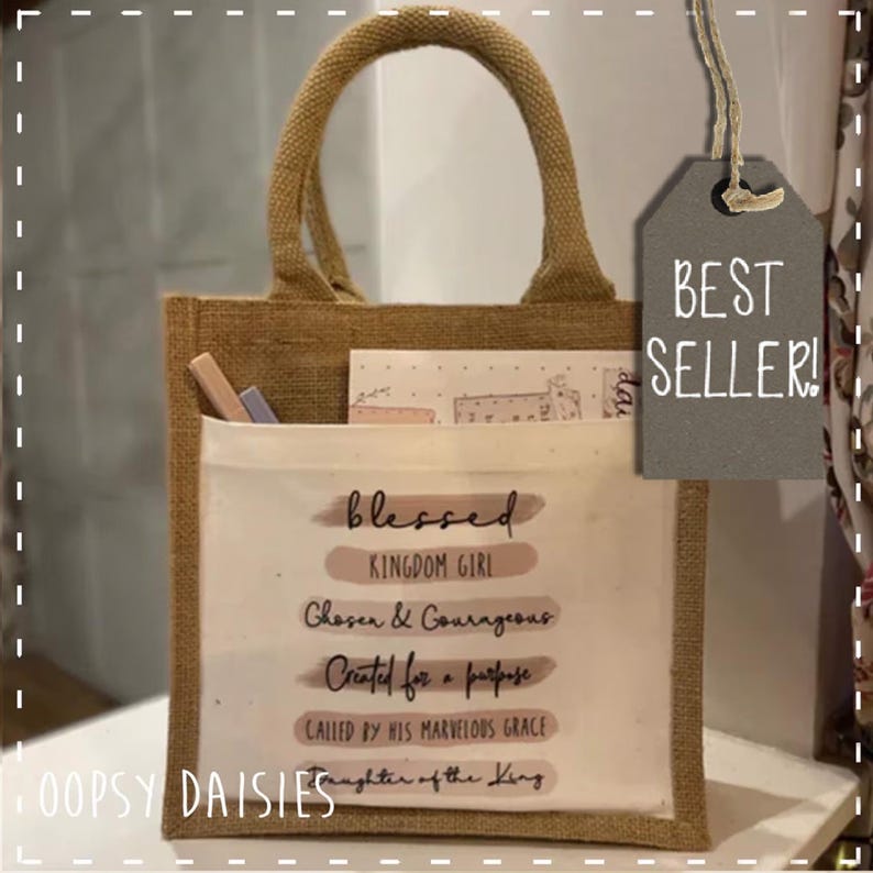 Bolsa de juta para Bíblia/Livro - Filha do Rei - Palavra da Escritura, Presentes Cristãos, Presentes Religiosos, Bolsa para Bíblia, Bolsa para Almoço, Sacola, Versículo Bíblico imagem 1