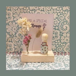 Personalised Peg Doll Wooden Scene, Nanny Gifts, Handmade Mother&#39;s Day Gifts, Keepsake Mother&#39;s Day, Dried Flowers