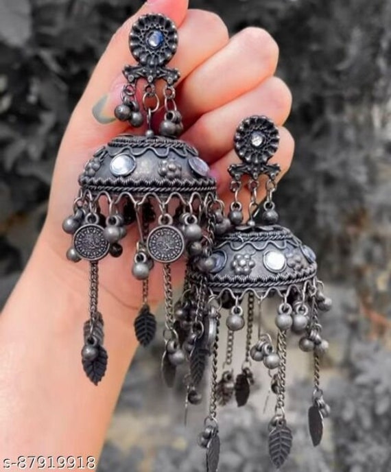 Heavy cheap earrings artificial