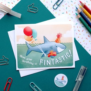 Carte de voeux d'anniversaire Fintastic Carte d'anniversaire mignonne de requin Enveloppe et sceau inclus image 1