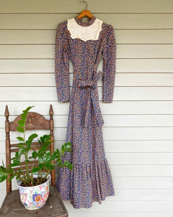 Handmade 70s Bohemian Peasant Dress// Gunne Sax Lo