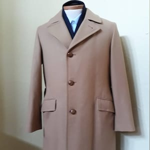 Thalhimer's Vintage  Men's 100%  Wool Top Coat Made in Italy