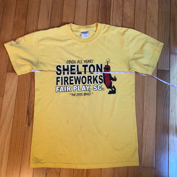 Vintage “Shelton Fireworks” T-shirt - image 6