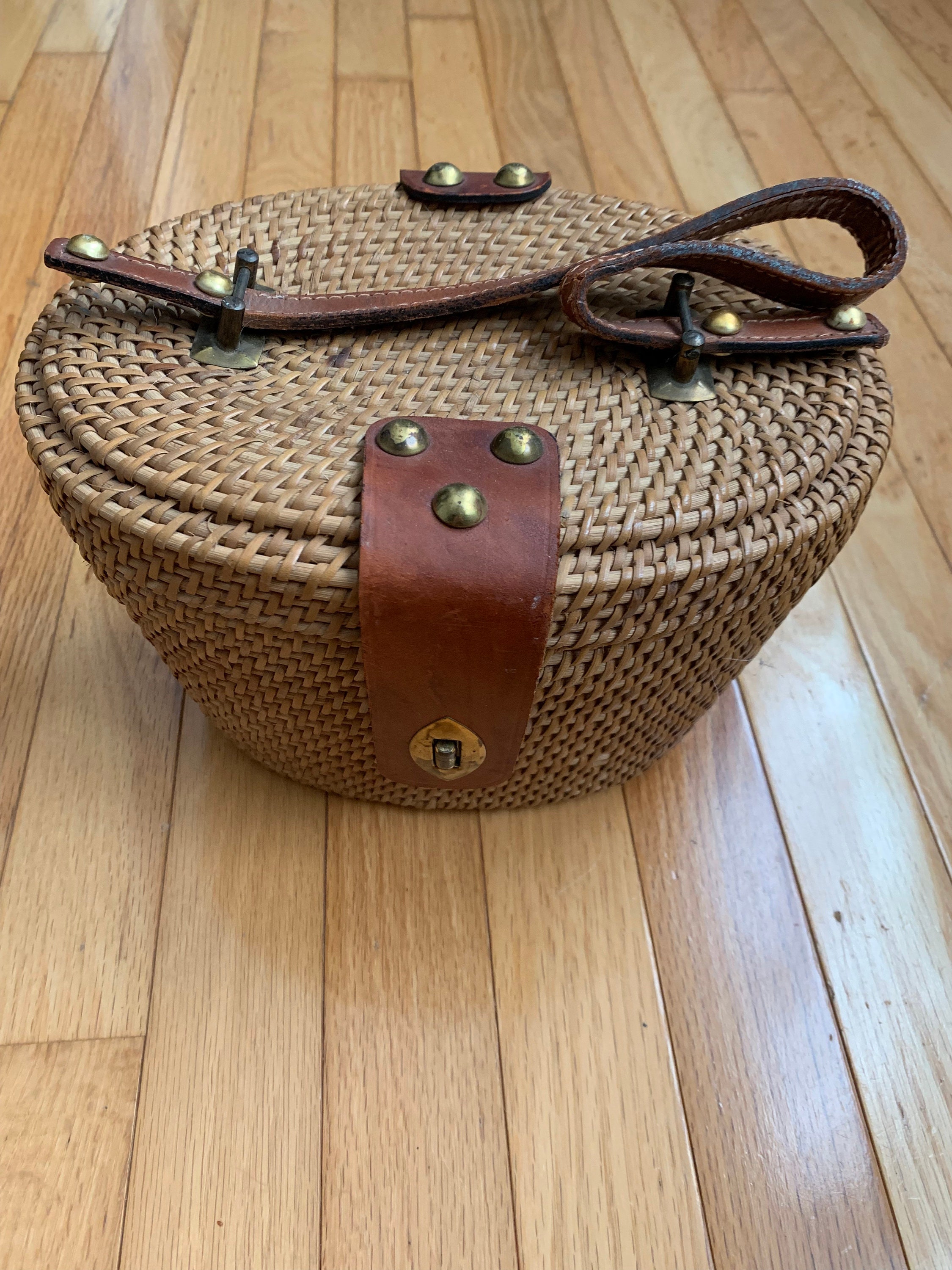 Vintage Basket Purse Woven Leather Handle Forsum Oval 1960s Vintage Basket Purse Woven Leather Handle Forsum Oval 1960s
