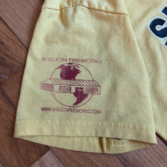 Vintage “Shelton Fireworks” T-shirt - image 3