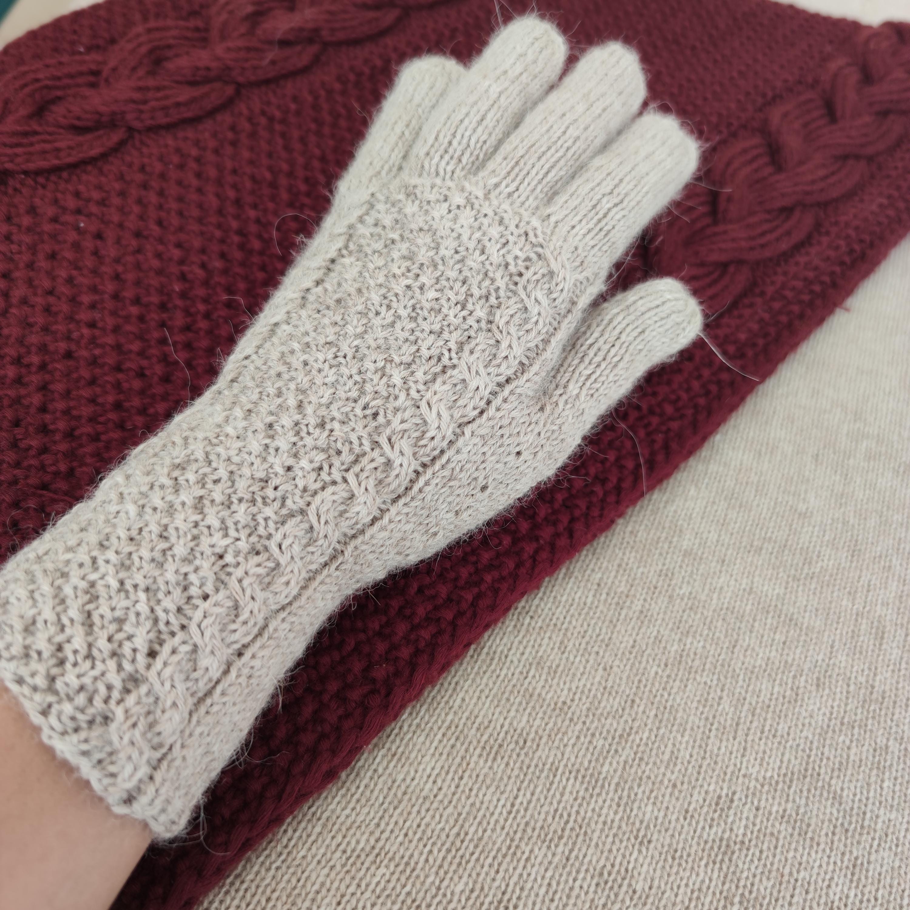 Générique Gan𝐭 Fourrure Tricotés Demi-doigt Pour Femmes, Doux, Hiver, Bras, Poignet, Chaud, Couleur Unie, Mitaines Sans Doigts Avec Trou Pour Le Pouce Mitaine Noir Femme (Beige, One Size