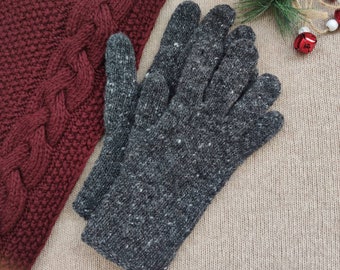 Donegal tweed Women Gloves - Soft Merino Tweed Knit Gloves - Winter Wool Mittens - Arm Warmers with Fingers - Grey Warm Women Gloves