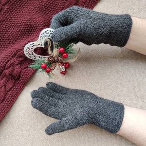 Men Knit Wool Gloves - Alpaca Knit Fingered Wool Mittens - Winter Arm Warmers with Fingers - Light Warm Women Gloves - Fall Grey Gloves