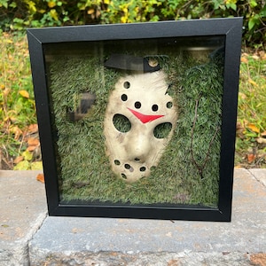 Jason Voorhees Hockey mask Diorama display, Friday the 13th Display, Hockey mask display