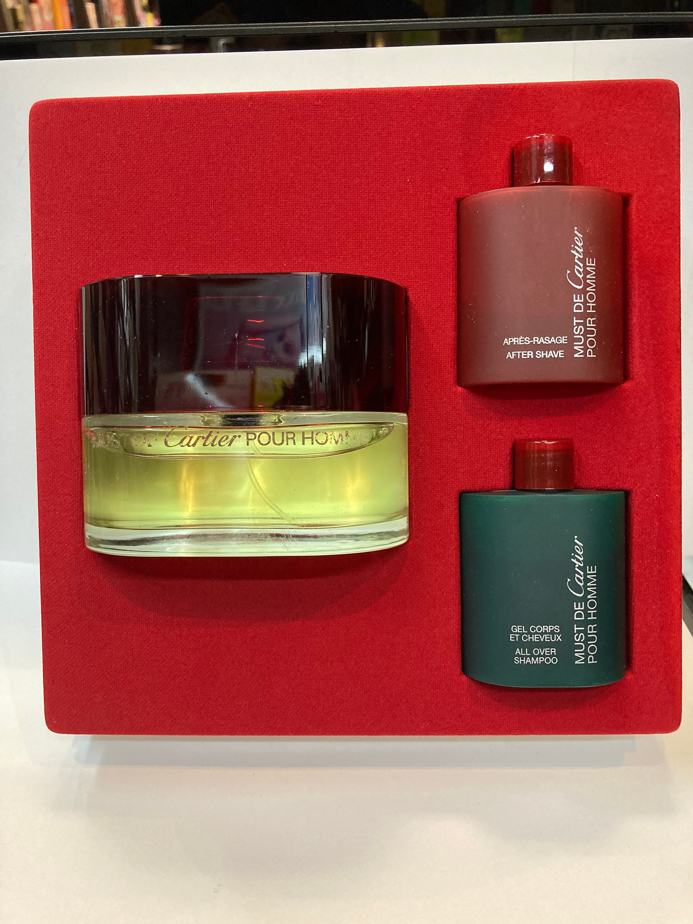 Cartier parfum pour homme sale