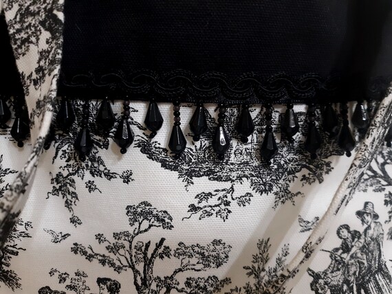 Handmade Black and White Victorian Themed Cloth B… - image 4