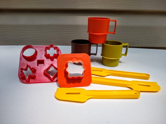 tupperware children's play dishes