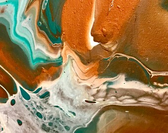 Puede incluir: Pintura abstracta con patrones en espiral en tonos de marrón, verde azulado y blanco.