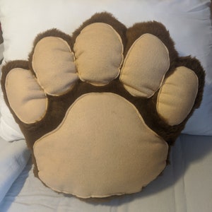 Bear paw shaped novelty pillow / Cushion