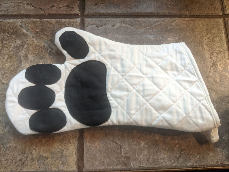 Oven Mitt with Paw Pads image 1