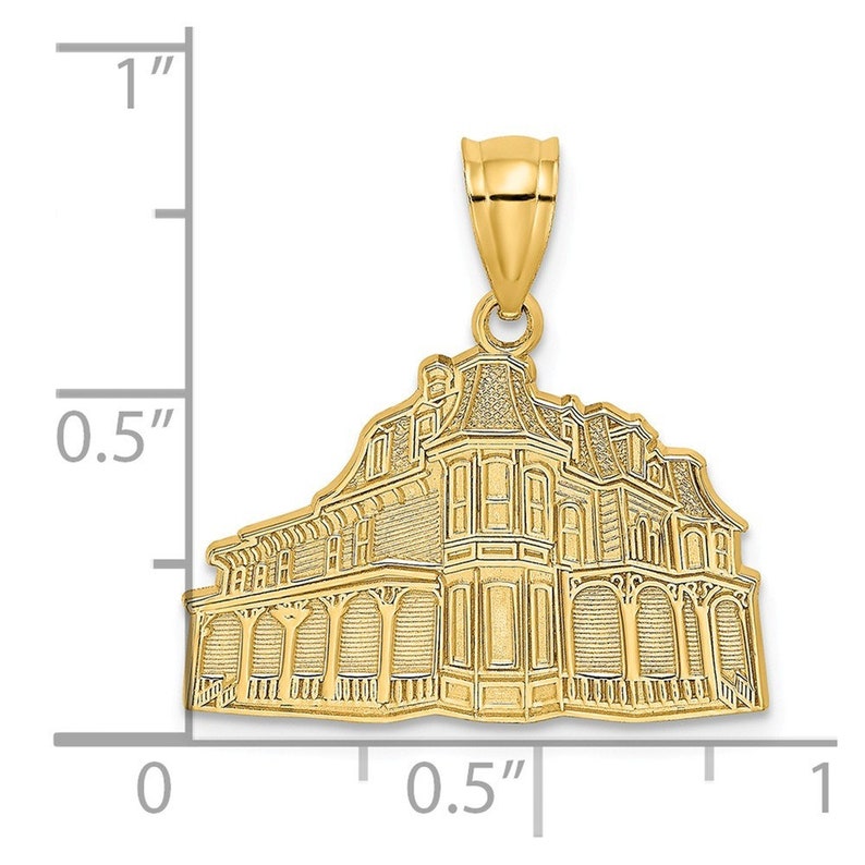 14K Yellow Gold The Queen Victoria NJ Charm Pendant Cape May