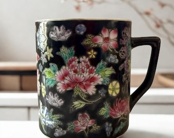 Chinese Jingdezhen Ceramic Coffee Cup Tea Mug Home Decor Collectable Drinkware Famille Noire Millefleur ("Thousand Flowers") Pattern