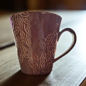 Taza de cerámica Starbucks de 473 ml (16 oz), año 2007, con relieve de hojas botánicas, color marrón, ideal para la decoración de la cocina estilo cottagecore y como taza vintage de Starbucks.