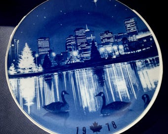 Canada Christmas Plate 1978 Limited Edition Roberts J. Banks Holiday Collector Plate Blue White Skyline Canada Geese Porcelain