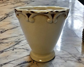 Pottery Vase Yellow 4.25” Tall Unsigned Home Decor Planter Collectable