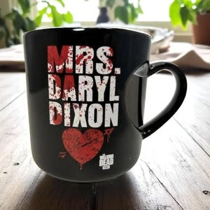 TWD The Walking Dead Mrs. Daryl Dixon Coffee Mug Heart Handle 2014 Zombie Collector&#39;s Gift Collectable Home Decor Gothic Fan Gift