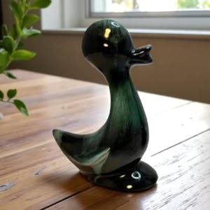 BMP Blue Mountain Pottery 5 ""lustige Enten-Enten-Figur Unverwechselbare grüne Tropfglasur-kanadische 1970er Jahre"