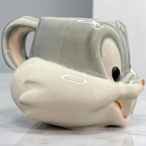 Discontinued Bugs Bunny Warner Brothers 3D Figural Applause 1991 Coffee Mug Cup Unmarked Collectable Drinkware Cartoon Character Nostalgic