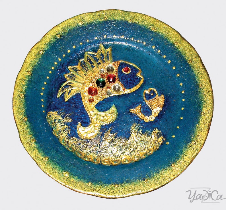 Decorative Plate Hand painted Hand craft Wall Hanging Fish image 0