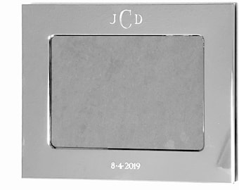 Classic Silver Picture Frame Holds 4"x6" Photo Personalized Wedding Anniversary Baby Graduation Friendship Keepsake Gift Free Engraving