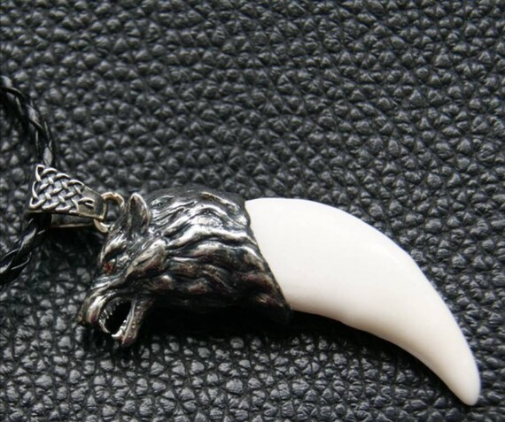 Wolf S Tooth Necklace Realistic Pendant With Silver - Real Wolf Tooth Pendant Wolf S Tooth Necklace Realistic Pendant With Silver - Real Wolf Tooth Pendant