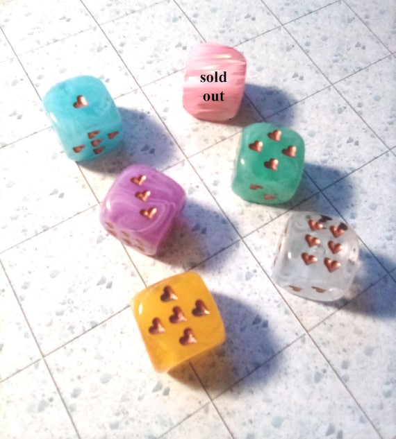 Whimsical Ethereal - Single 15mm Resin D6 with Copper Heart Pips