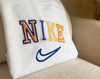 nike vintage sweatshirt white