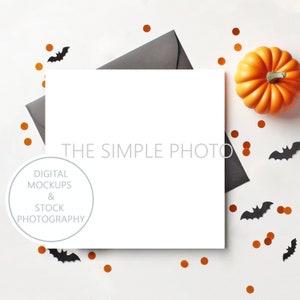 Vierkant Halloween-uitnodigingsmodel, blanco Halloween-pompoenkaartmodel Mockup Halloween-feestuitnodiging 5 x 5 blanco vierkant kaartmodel