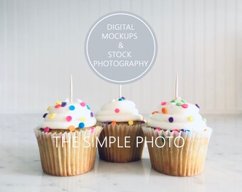 Cupcake Topper Mockup, Cupcake Mockup, Photo Of Cupcakes, Styled Stock Photo, Stock Photo of Cupcakes, Styled Cupcakes, Blank Cupcake Topper