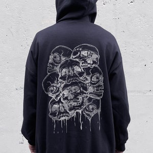 【AAKAM】Studded Cross Hooded Long Sleeve ★男女共用★追跡付 AAKAM】Studded Cross Hooded Long Sleeve ☆男女共用☆追跡付