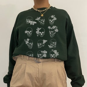 Skeleton Sweatshirt Women&#39;s Oversized Halloween Shirt Costume Alt Edgy Aesthetic Crewneck Grunge Crewneck Mall Goth egirl Indie Clothes