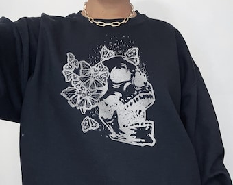 Goth Clothes Grunge Clothes Oversized Halloween Crewneck Sweatshirt Fall Fairy Grunge Punk Clothes Plus Size Goth Skeleton Skull Sweatshirt