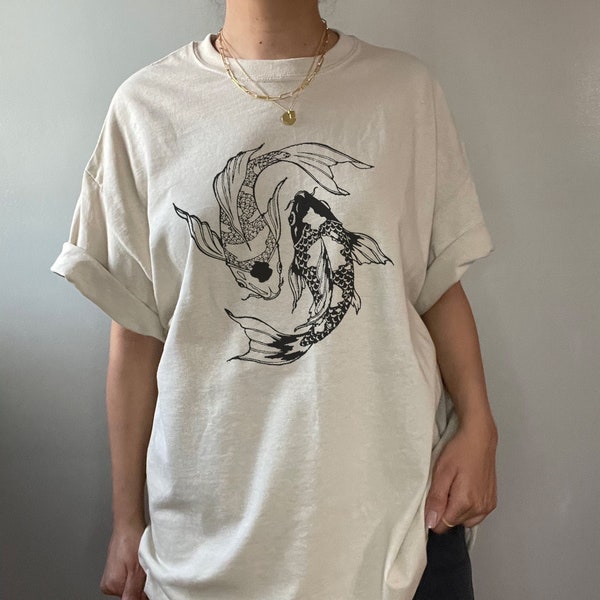 Koi Fish Aesthetic Shirt Japanese Street Wear Japanese t shirt Vintage Crewneck Luck Shirt Aesthetic Clothing Alt Clothing Japanese Art