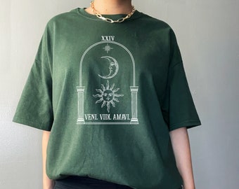 Dark Academia Clothing Light Shirt Alt Clothing Indie Celestial Aesthetic Clothing Tarot Card Sun and Moon Oversized Vintage tshirt Witchy